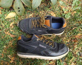 Reebok Vintage Black Tan Classic Reeboks Size 9.5 US Size 8.5 UK or EU 43 Reebok Shoes Legit Black Leather Reebok Running Shoes Tennis Rare