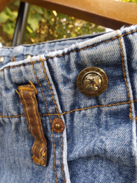 MOM Jeans Buffalo Brand 90's Clothing Leather Den… - image 7