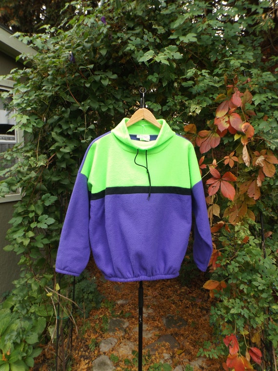 90s Fleece Size LARGE Neon Green and Purple Comfy