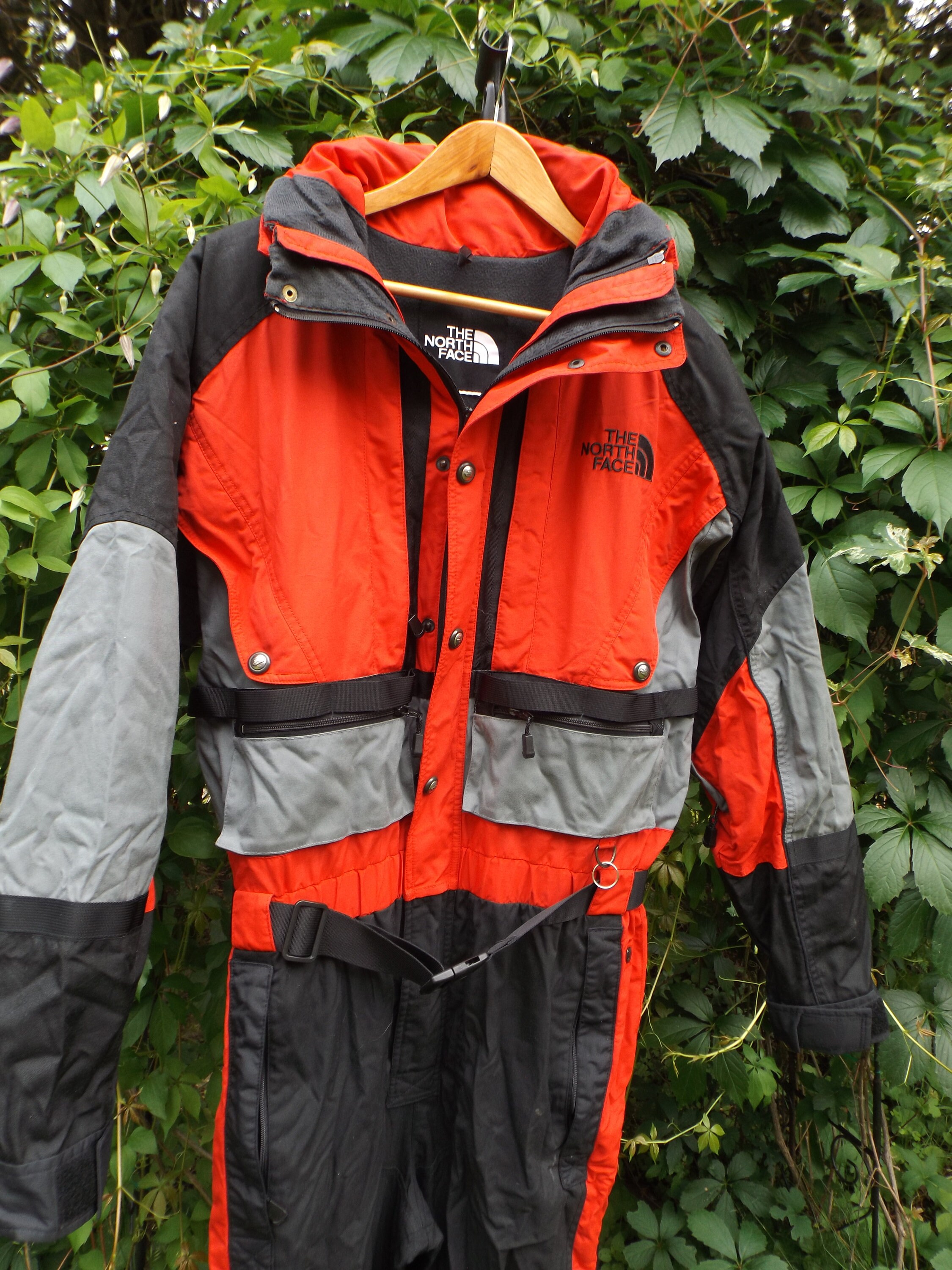 RARE the North Face Ski Suit Vintage Size Large Mens or RARE the North Face Ski Suit Vintage Size Large Mens or