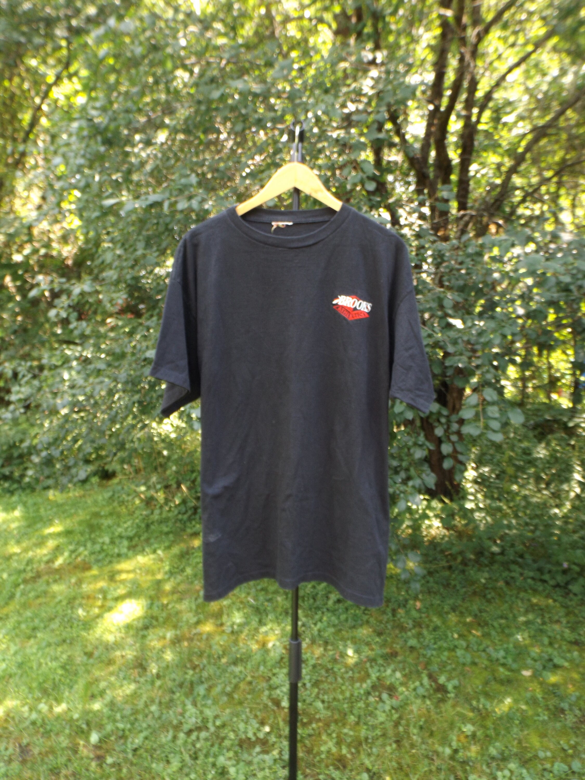 t shirt brooks