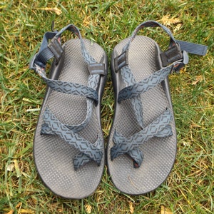 Discount hotsell chacos shoes