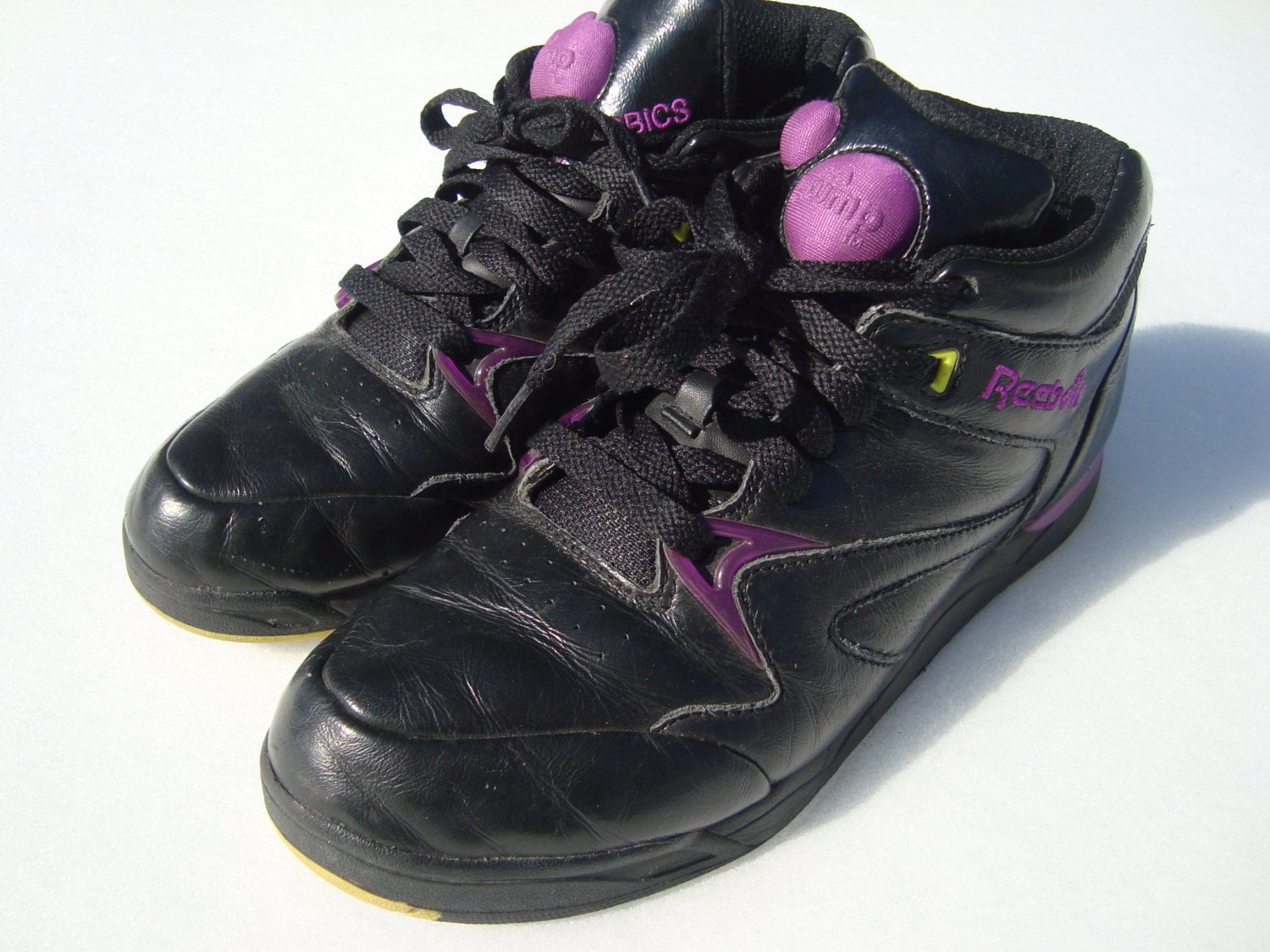 old reebok pumps shoes