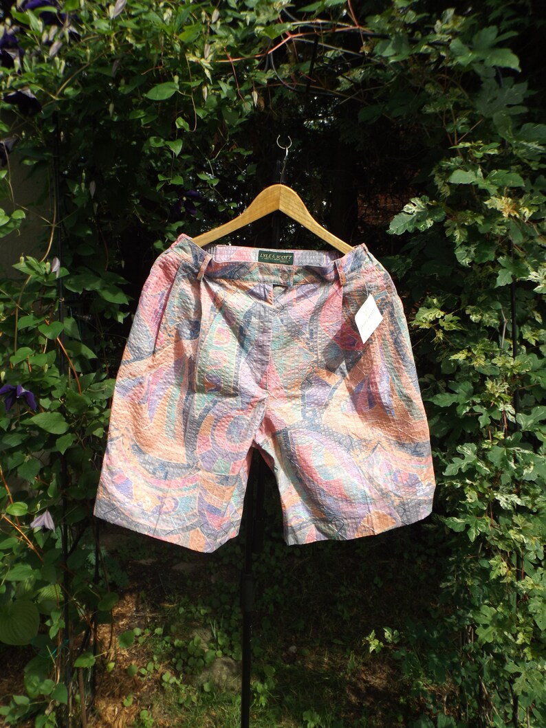 90s Mom Shorts Vintage Womens Size 12 Shorts Large Soft Pastel 90s Pattern Minimalist Aesthetic Pleated Shorts 90/'s Vintage Shorts Tag On