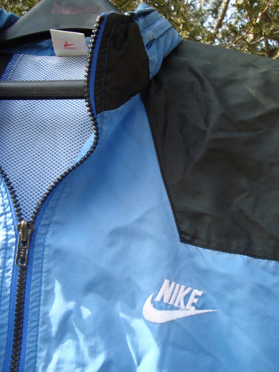 nike light blue jacket