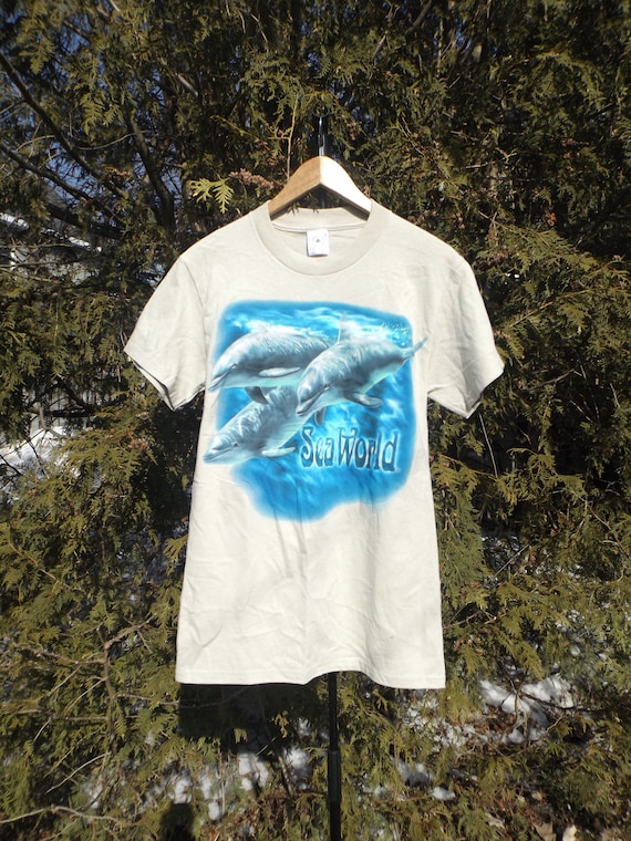 Seaworld Tshirt Dolphin Shirt 90s T-Shirt Tourist… - image 1