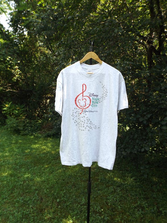 Disney Tshirt Vintage Disney Tee, 90s Disney Magic