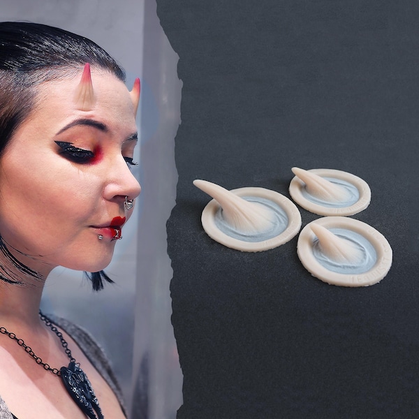 Małe pionowe rogi (para) Silikonowe protezy: profesjonalny makijaż SFX na Halloween, LARP i cosplay – bez lateksu