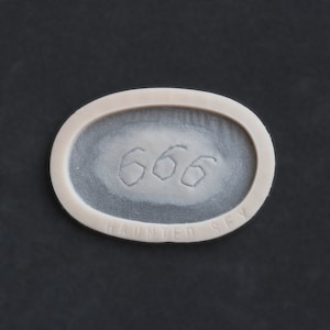 666 彫刻傷シリコンプロテーゼ：初心者からプロまで使える、悪魔的なラテックスフリーSFXメイクアップ器具