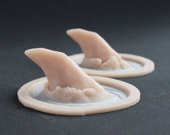 Torn Horns (Paar) Silikonprothetik: Professionelles SFX Make-up für Halloween, LARP und Cosplay - Latexfrei