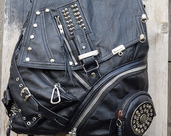 Zaino in pelle nera fatto a mano di alta qualità, stile rock, furtivo, elegante, in metallo argentato, per motocicletta