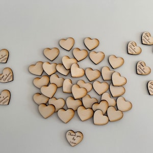 Cuori in legno personalizzati,grezzi,rossi idea bomboniere con nome degli sposi 50,100 pezzi.wooden hearts wedding favors idea customized