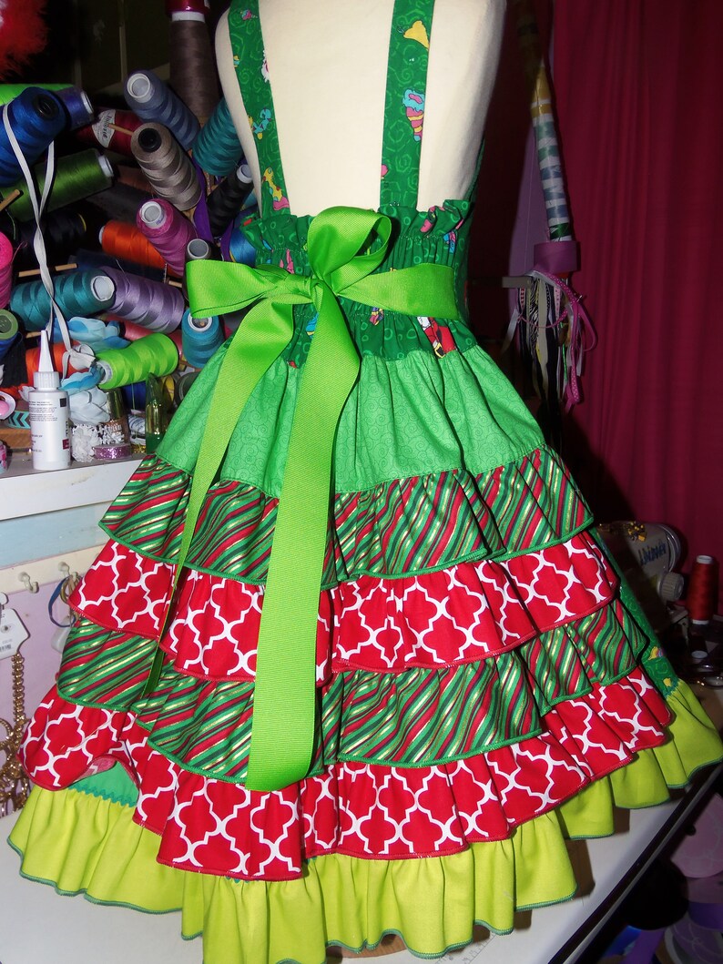 see measurements Grinch Christmas Vintage Fabric Dress Size 67 Ready to ship