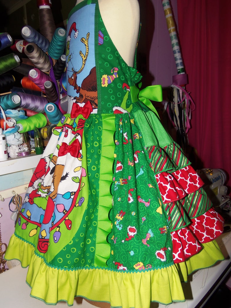 see measurements Grinch Christmas Vintage Fabric Dress Size 67 Ready to ship