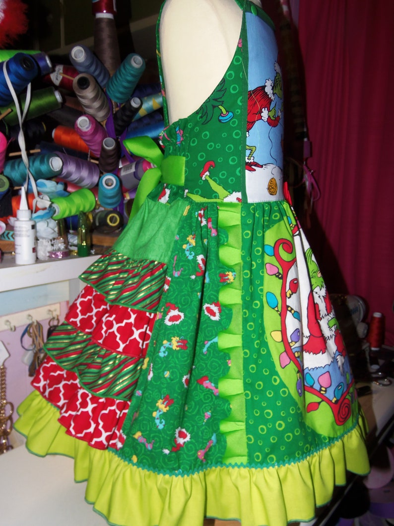 see measurements Grinch Christmas Vintage Fabric Dress Size 67 Ready to ship