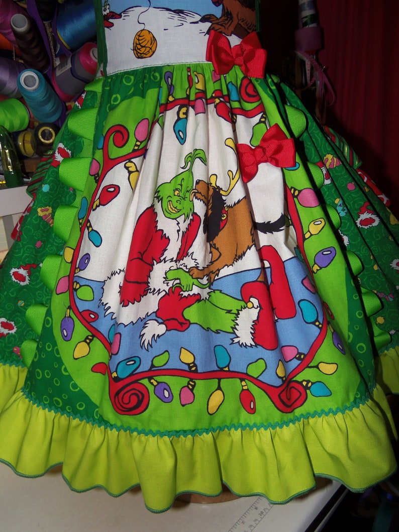 see measurements Grinch Christmas Vintage Fabric Dress Size 67 Ready to ship