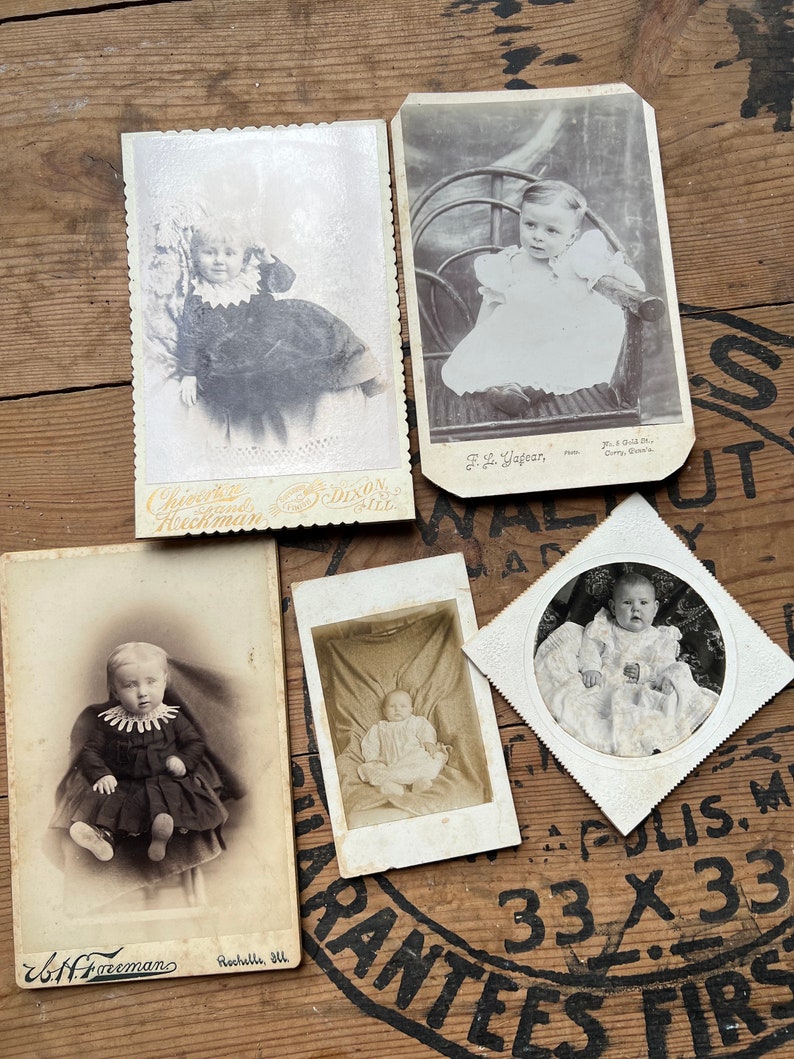 25 Antique Studio Portraits of Babies and Infants Photo Lot image 7