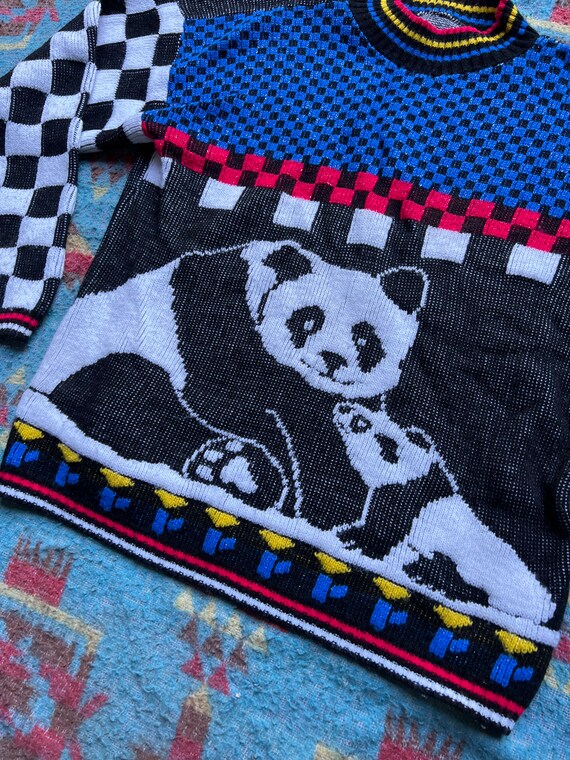 Vintage 1980s Geometric Panda Themed Sweater - image 4