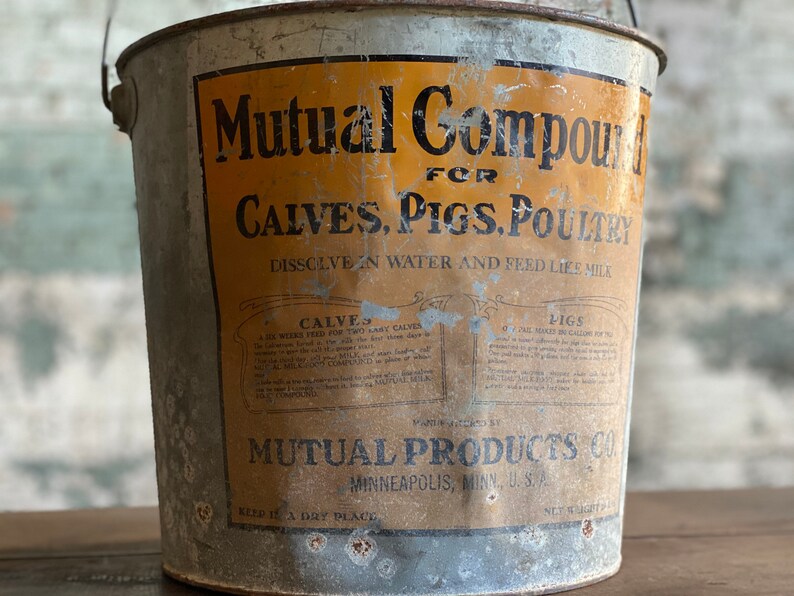 Vintage Mutual Compound Cattle Pigs Poultry Supplement Galvanized Bucket image 2