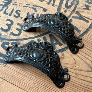 Pair of 1860s Cast Iron Victorian Eastlake Ornate Drawer Pulls image 2