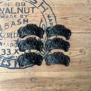 Set of 6 Cast Iron Lyre Drawer Pulls Musical Cabinet Salvage