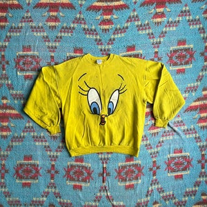 Vintage 90s Thrashed Tweety Six Flags Sweatshirt immagine 1