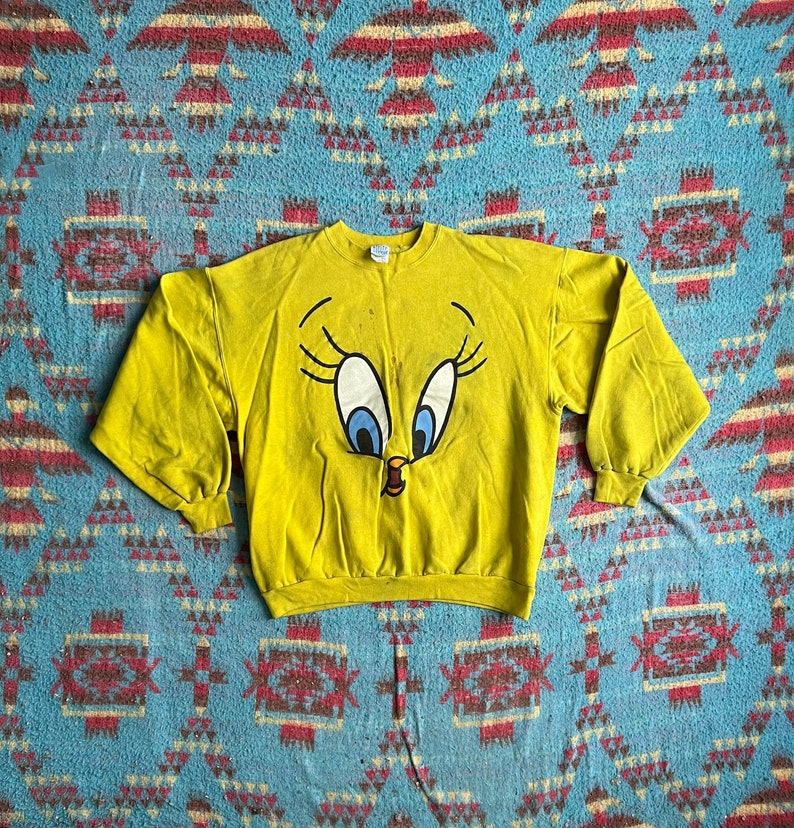 Vintage 90s Thrashed Tweety Six Flags Sweatshirt immagine 1