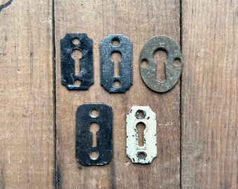 Set of 5 Cast Iron Keyhole Plates