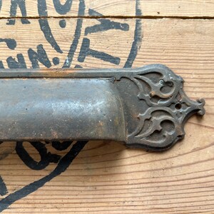 1890s Reading Hardware Monandock Building Chicago Cast Iron Door Drop Letter Mail Slot Bild 3