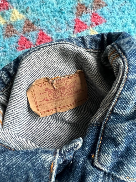 Vintage Levi’s Denim Trucker Jacket 57508-0218 Ma… - image 4