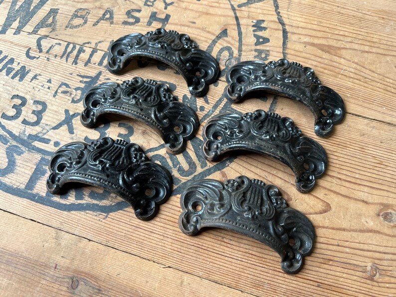 Set of 6 Cast Iron Lyre Drawer Pulls Musical Cabinet Salvage image 2