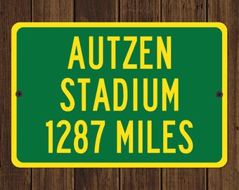 Custom Autzen Stadium Distance Sign, Personalized University of Oregon Ducks Football Fan Highway Mileage Sign Gift