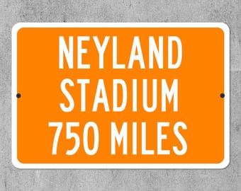 Custom Neyland Stadium Distance Sign, Personalized Tennessee Volunteers Football Fan Highway Mileage Sign Gift