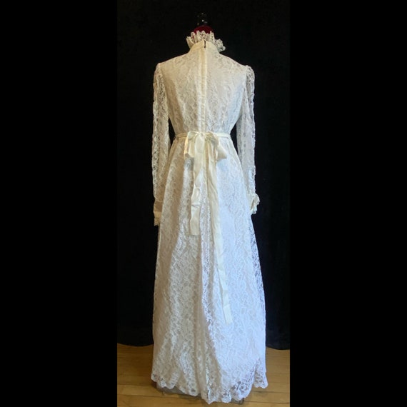 Vintage Wedding dress - image 2
