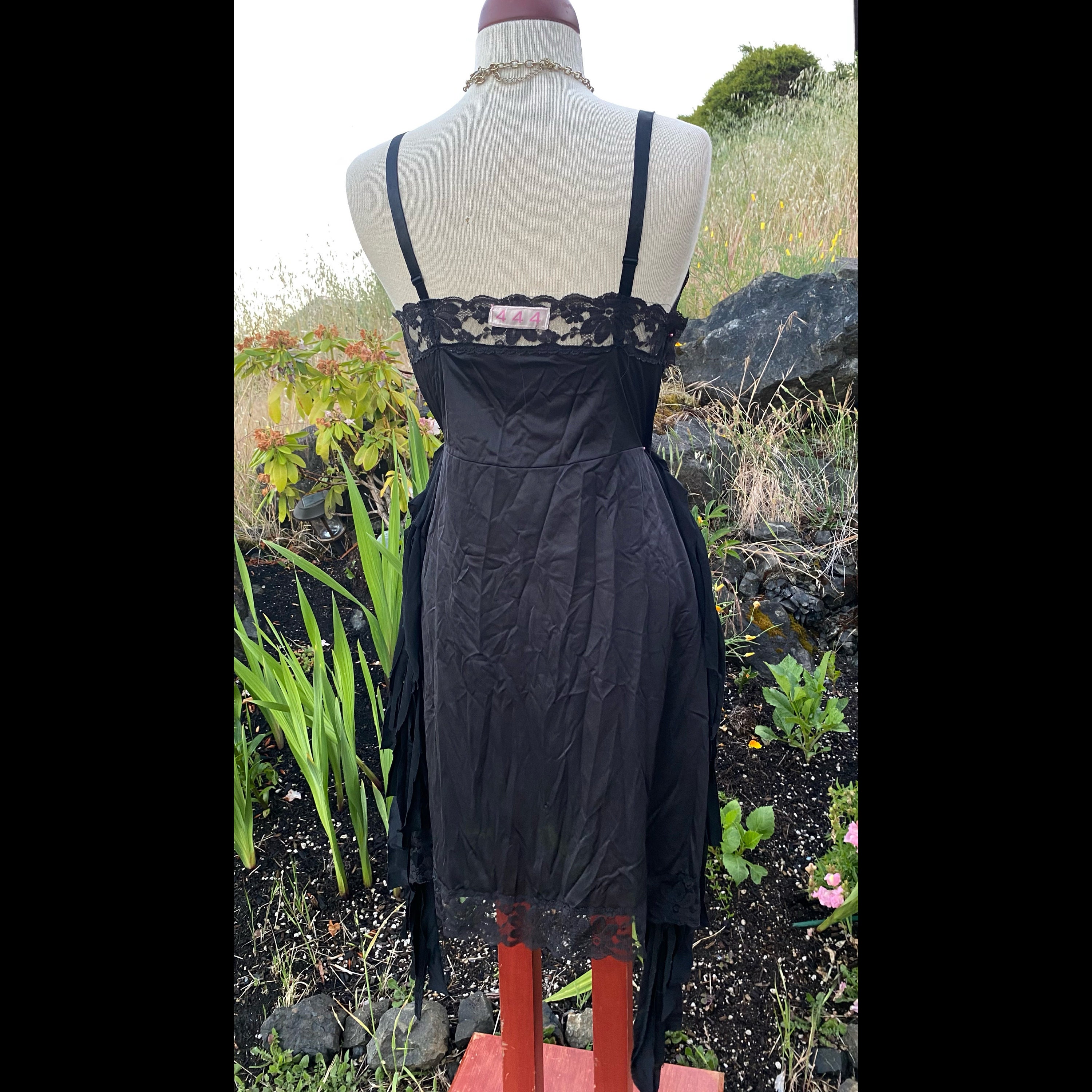 ワンピース ETMON Fringe Lace Slip Dress, Black Black Lace Slip Dress – Lisa N. Hoang