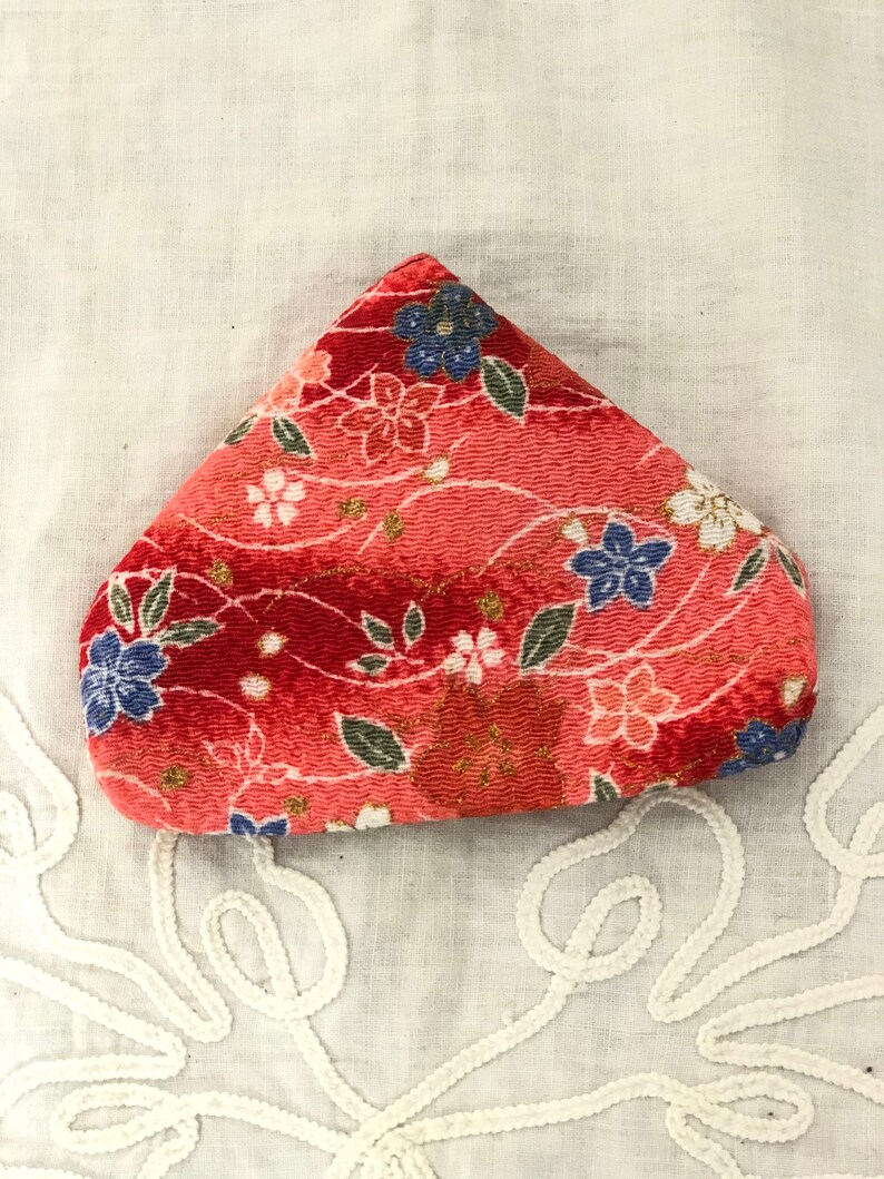 Vintage pink floral gold frog coin purse