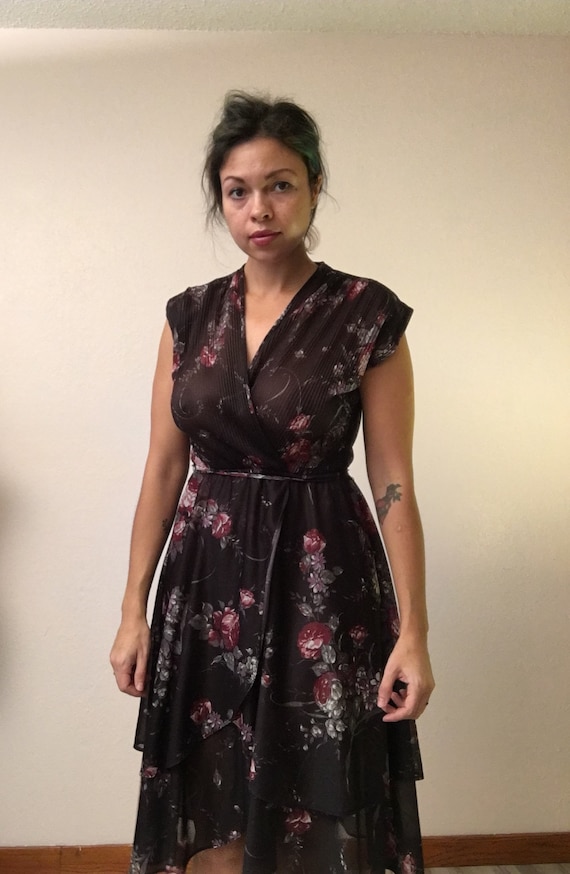 Black floral 70s dress/witchy flowy 70s dress/70s