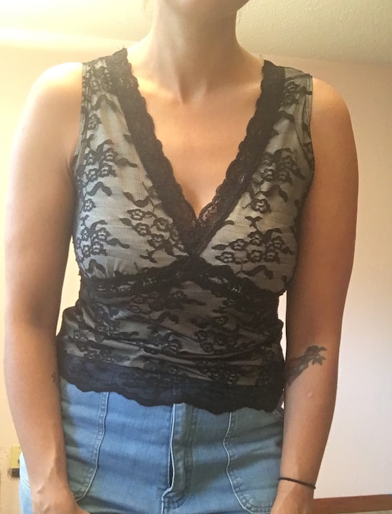 lace up black tank