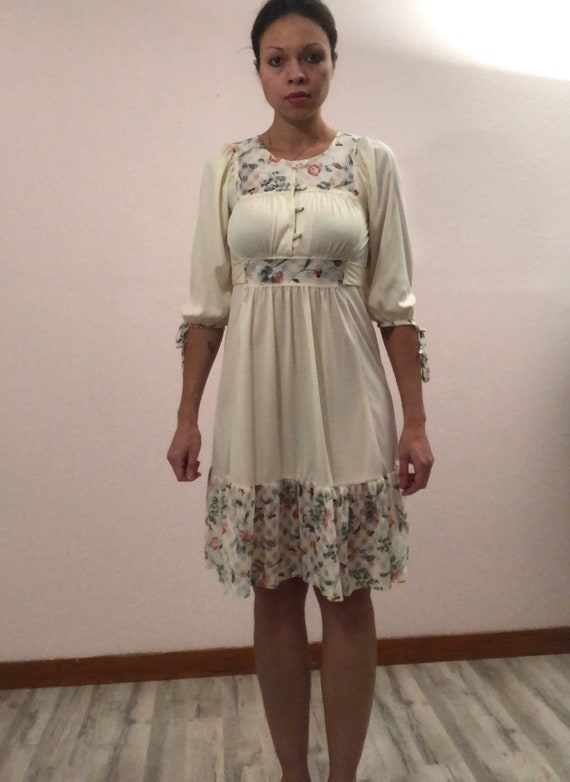 70's white dress