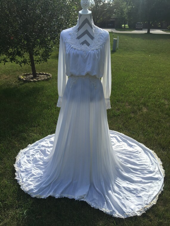 1980 White Silky Lacy Pleated Long Wedding Dress Etsy