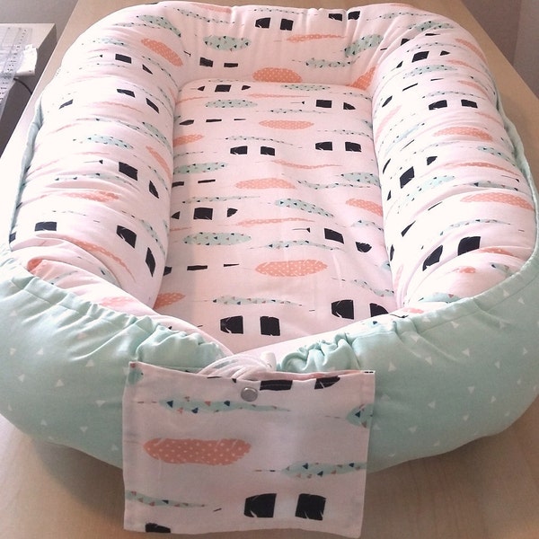 Cordless Baby/Toddler Nest/ Babynest w/ Feathers on Light Peach and Mint Triangles, 3-5 day shipping within U.S