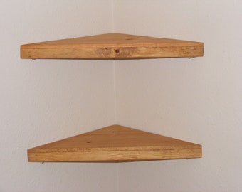 Set of (2) medium 21" corner shelves