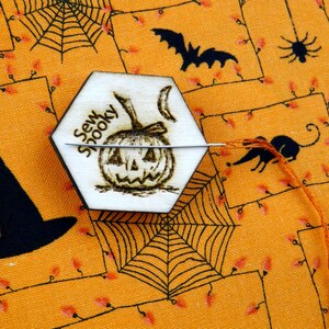 Halloween Pumpkin Needle Minder magnet Cute Adorable wood image 4