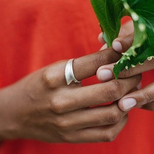 Minimalist Silver Ring, Asymmetric Ring, Big Silver Ring, Geometric SilverRing, Contemporary Ring,Unique Silver Ring, Stetement Silver Ring image 3