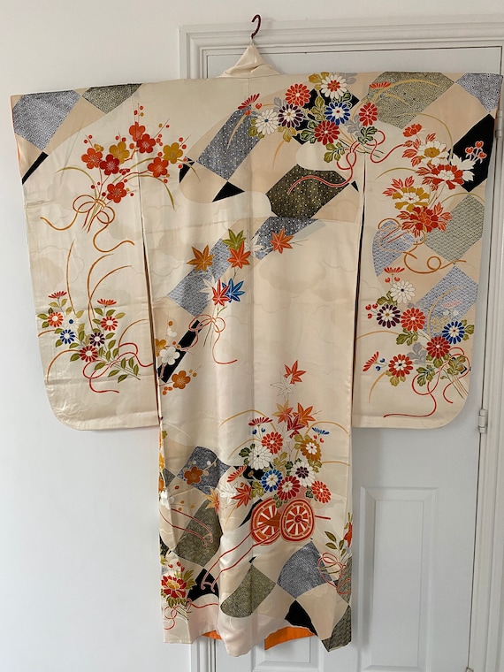 Furisode with embroidery