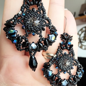 DIY ITA ENG Wednesday earrings, lace earrings, rhombus earrings pdf pattern, jewelery creation, beads, bead weaving.