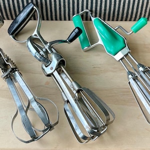 1950 - 1960 Egg Beater Hand Mixer: Oekcoo, Taplin MFG, Co, and Maynard