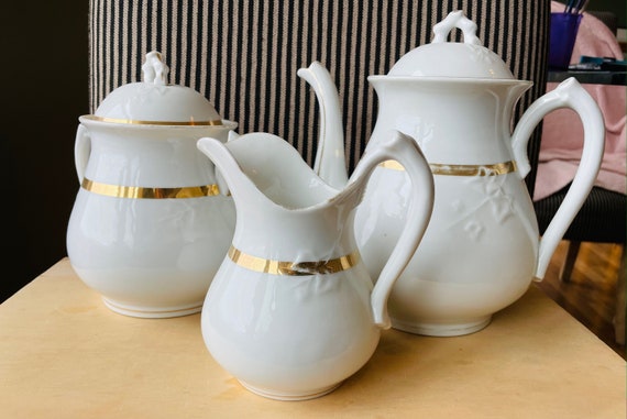 Limoges Coffee / Tea Pot (TRE) Limoges Coffee / Tea Pot (TRE)
