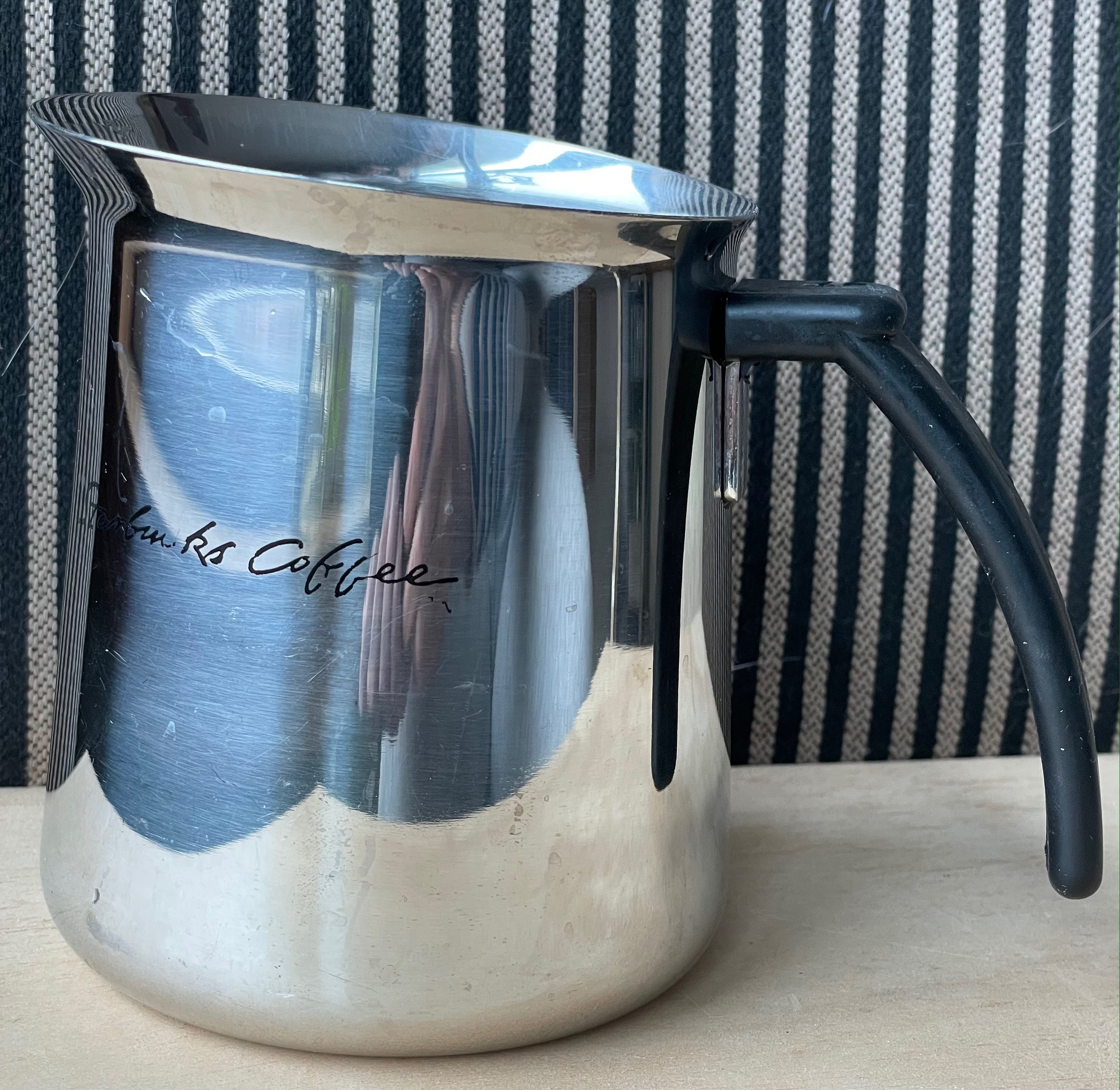 Starbucks Coffee Stainless Steel Frothing Pitcher with Rubber Coated  Handle, 20 oz.