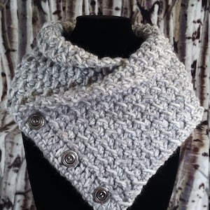 Button Cowl Scarf Easy Crochet Pattern, Neck Warmer Pattern, Shawl